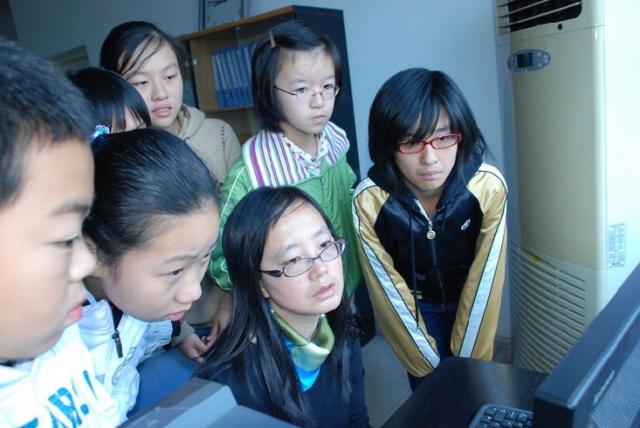 武漢外國語學(xué)校校園氣象站